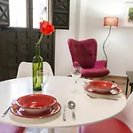 Aduana Apartment *